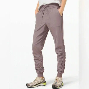 Lululemon Beyond the Studio Jogger
Lunar Rock 2